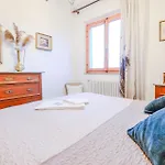 6 Bedroom Stunning In